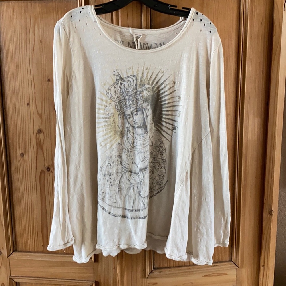 Magnolia Pearl tee